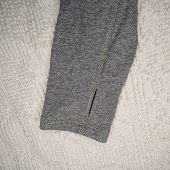Lululemon║Heathered Grey Restore Wrap║Size 10 - Picture 3 of 8